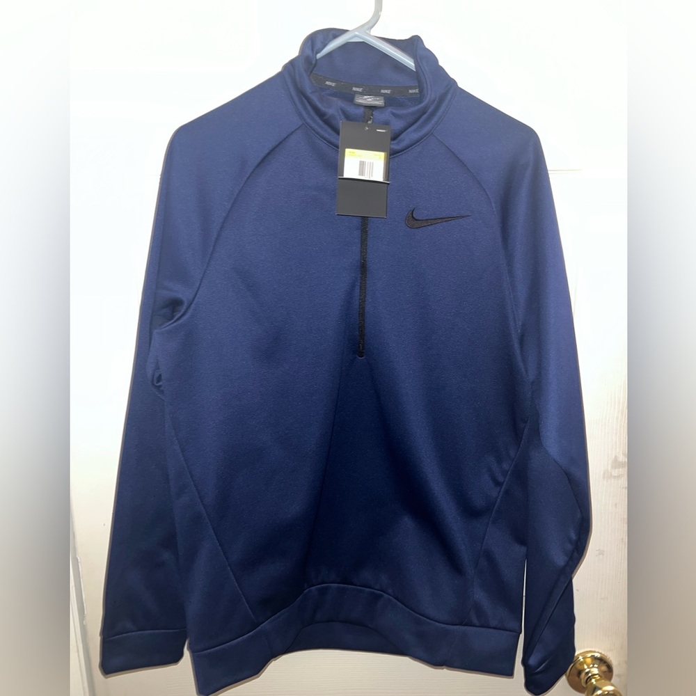Nike sweater brand new size S